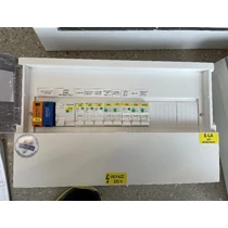 BOROS BOROSLAK001 Lakáselosztó BOROS BOROSLAK001 Lakáselosztó