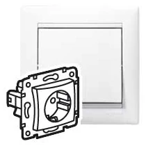 LEGRAND 774420 Valena 162 2P+F dugalj fehér