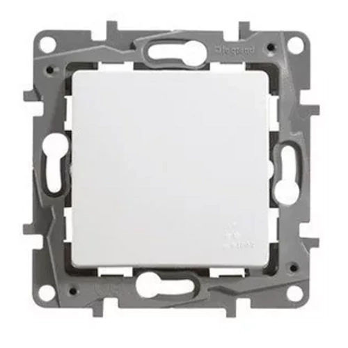 LEGRAND 764525 Niloé N106 váltóérintkezős nyomó IP44 fehér