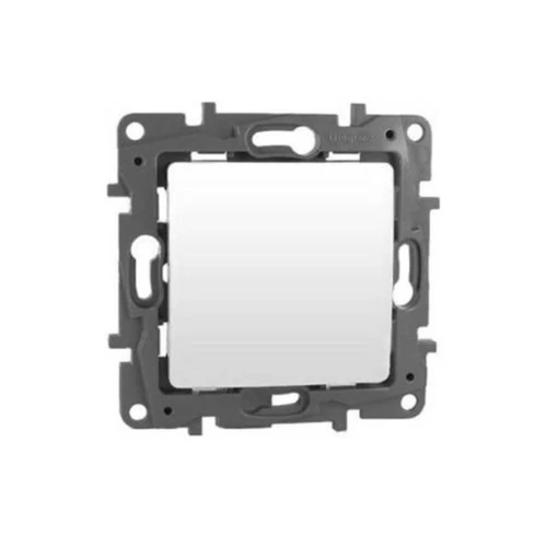LEGRAND 764515 Niloé N106 váltó érintkezős nyomó kapcsoló IP44 fehér LEGRAND 764515 Niloé N106 váltó érintkezős nyomó kapcsoló IP44 fehér