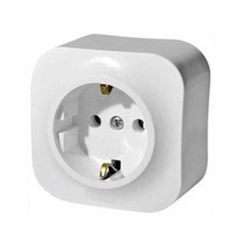 Legrand Forix IP20 földelt csatlakozóaljzat fk 2p+f, 16 A, gyv nélkül fehér
