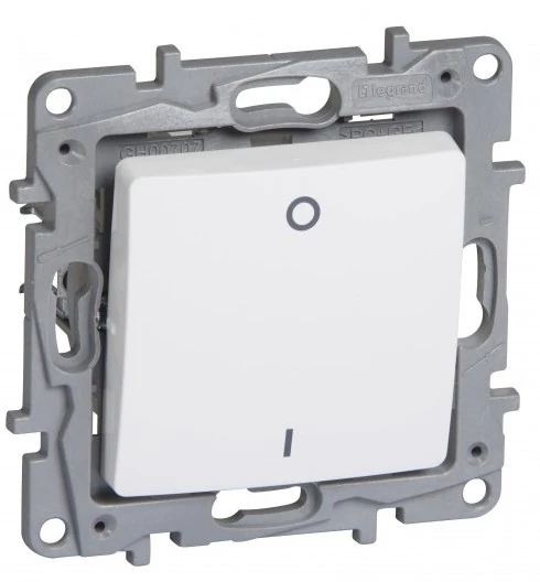 LEGRAND Niloé 764517 102 kétpólusú kapcsoló fehér