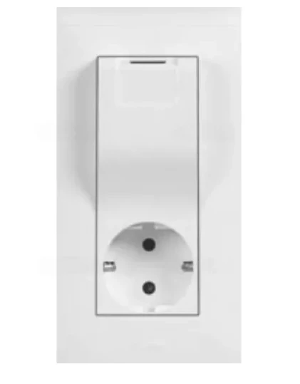 LEGRAND 764530 Niloé 162 2P+F/USB kombinált dugalj fehér